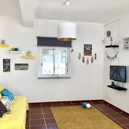 Fonte Da Telha Cliff House * Aroeira (Setubal)