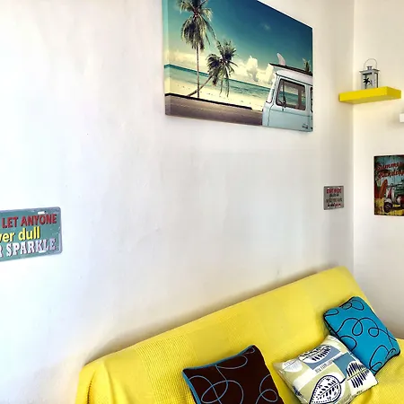 Fonte Da Telha Cliff House *