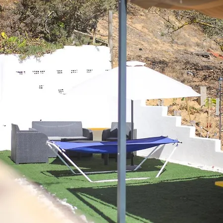 Fonte Da Telha Cliff House Aroeira (Setubal)