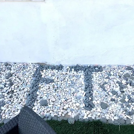 Fonte Da Telha Cliff House *