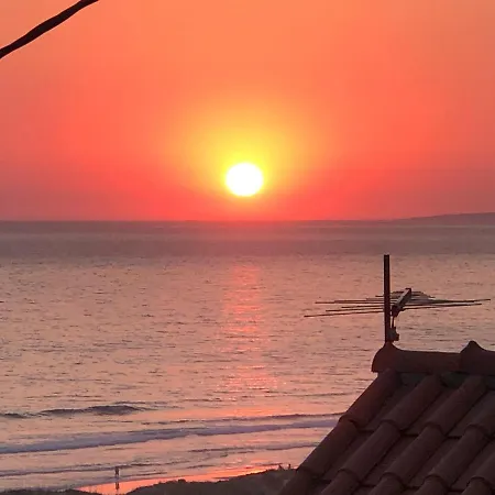 Fonte Da Telha Cliff House Aroeira (Setubal)