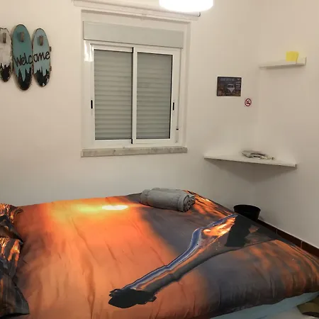 Fonte Da Telha Cliff House