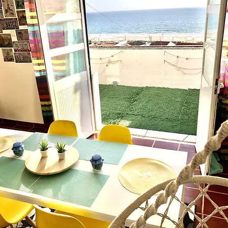 Fonte Da Telha Cliff House Aroeira (Setubal)