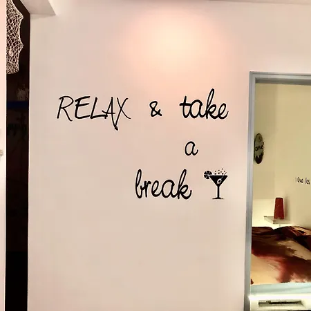 Fonte Da Telha Cliff House *