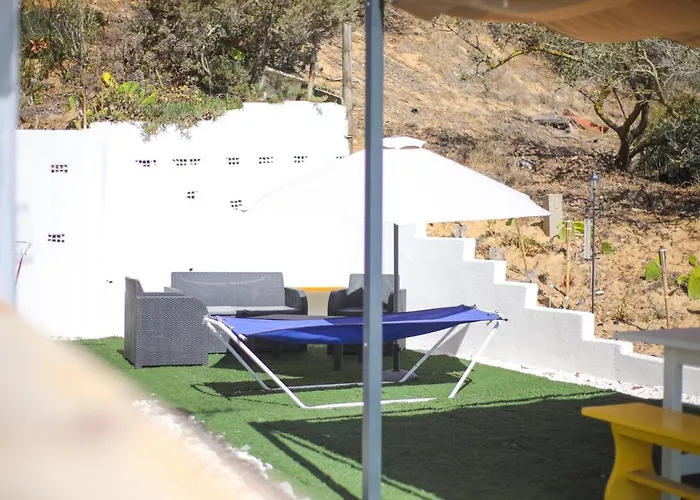 Fonte Da Telha Cliff House Aroeira (Setubal)