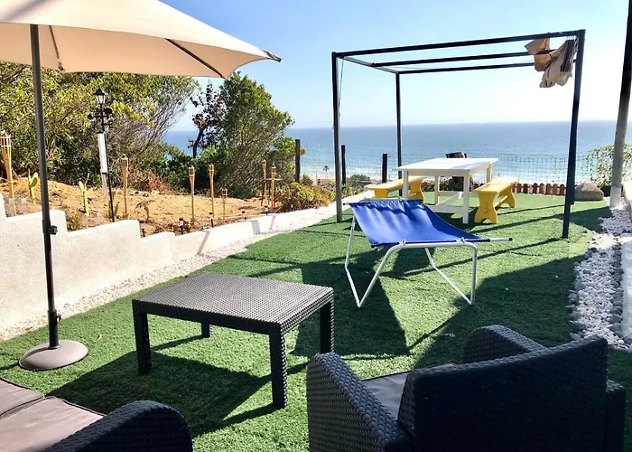 Gasthof Fonte Da Telha Cliff House