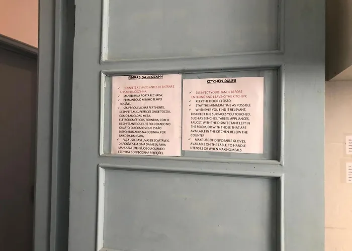 Fonte Da Telha Cliff House