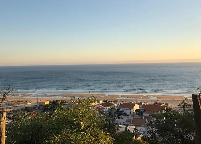 Fonte Da Telha Cliff House Aroeira (Setubal)