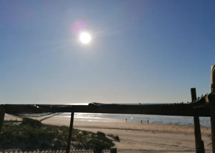 Fonte Da Telha Cliff House Aroeira (Setubal)