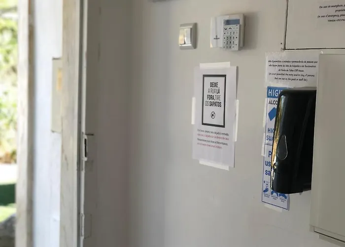 Gasthof Fonte Da Telha Cliff House