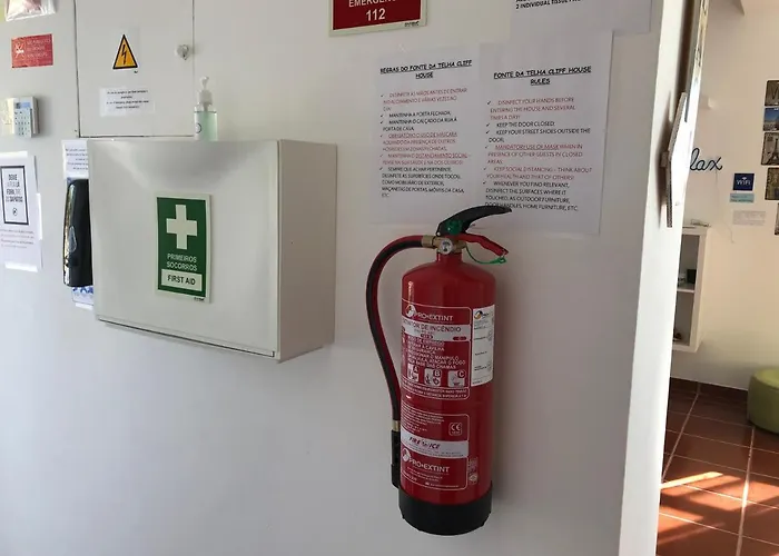 Fonte Da Telha Cliff House