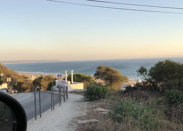 Fonte Da Telha Cliff House * Aroeira (Setubal)