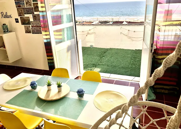 Fonte Da Telha Cliff House Aroeira (Setubal)