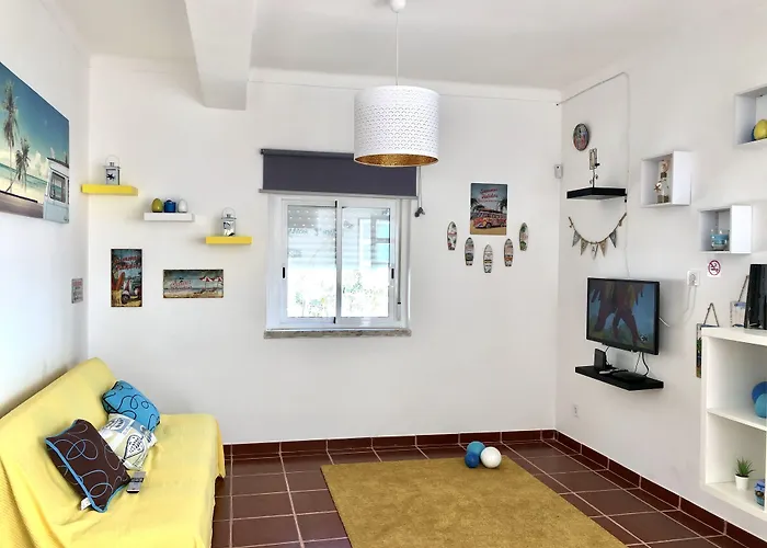 Fonte Da Telha Cliff House * Aroeira (Setubal)